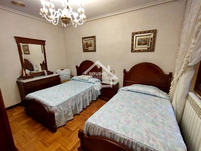 Foto f0ad335b-a445-4025-8ab7-b64602640ace. Pis amb calefacció a Viana