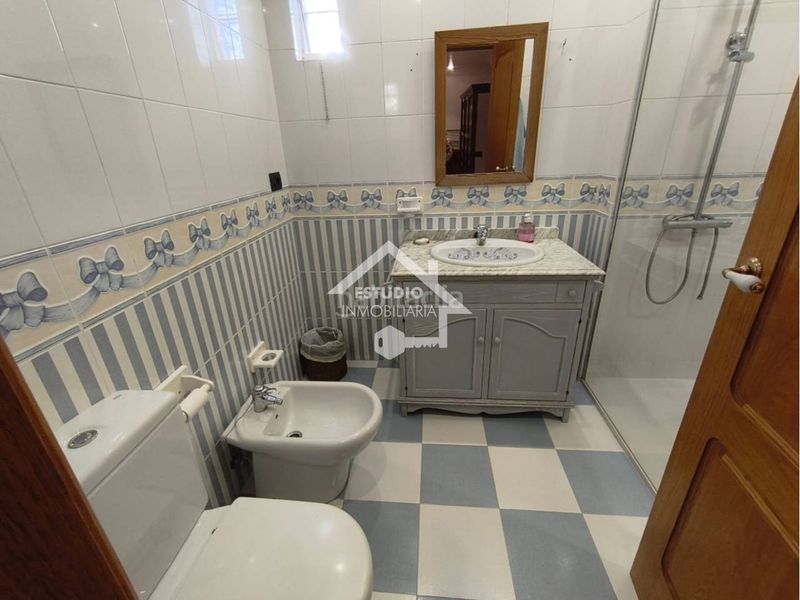 Foto 19e66d8f-4d2a-4d5b-871b-d388fe847a62. Casa amb calefacció aparcament a Navarrete