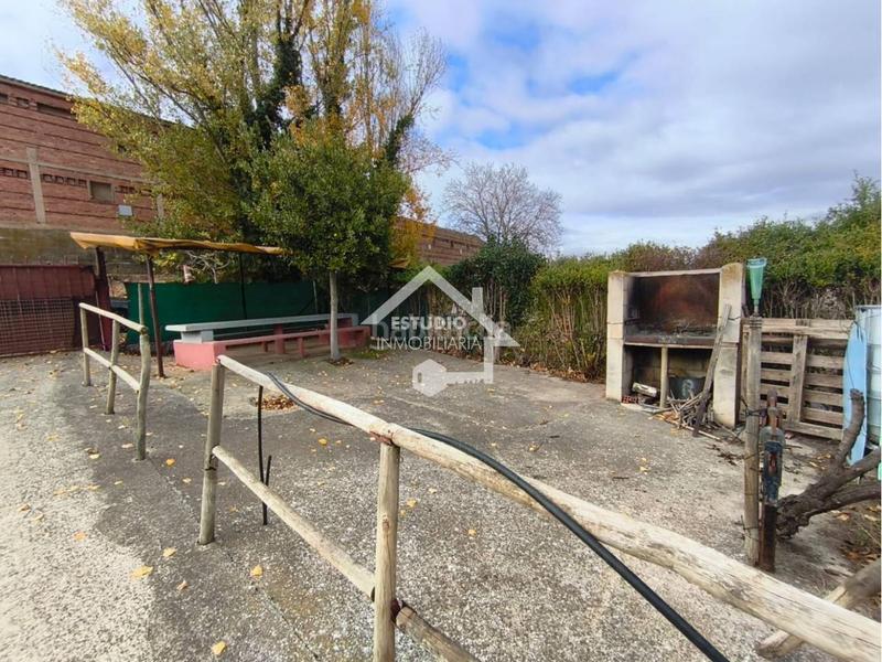 Foto 1cbba026-6acd-45a4-be11-2abfc74340cc. Landgut in Navarrete