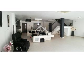Maison à Mendavia. Vivienda de lujo con 5 terrazas y 520m2