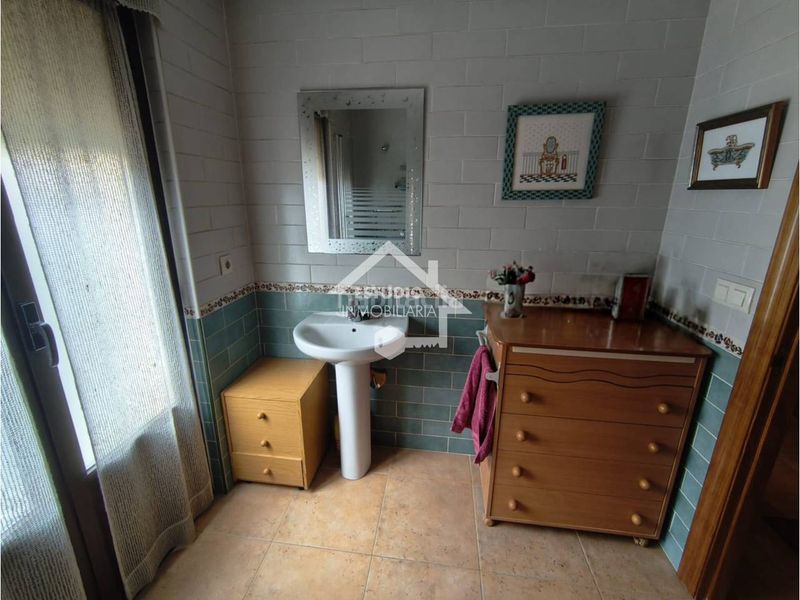 Foto adbfd64d-b582-483e-89a3-c30964050bfb. Casa amb calefacció aparcament a Mendavia