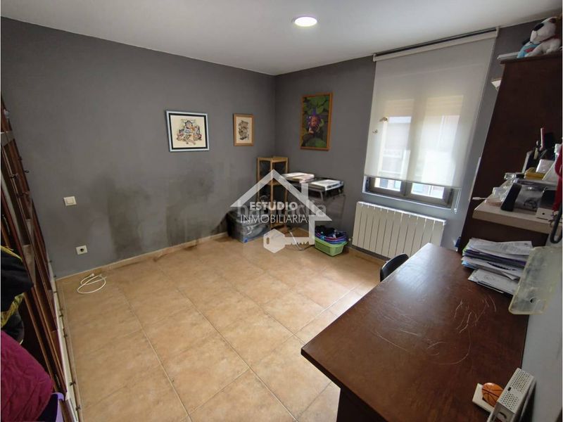 Foto b804613b-a05e-45f7-8e8b-de37c39a60d5. Casa amb calefacció aparcament a Mendavia