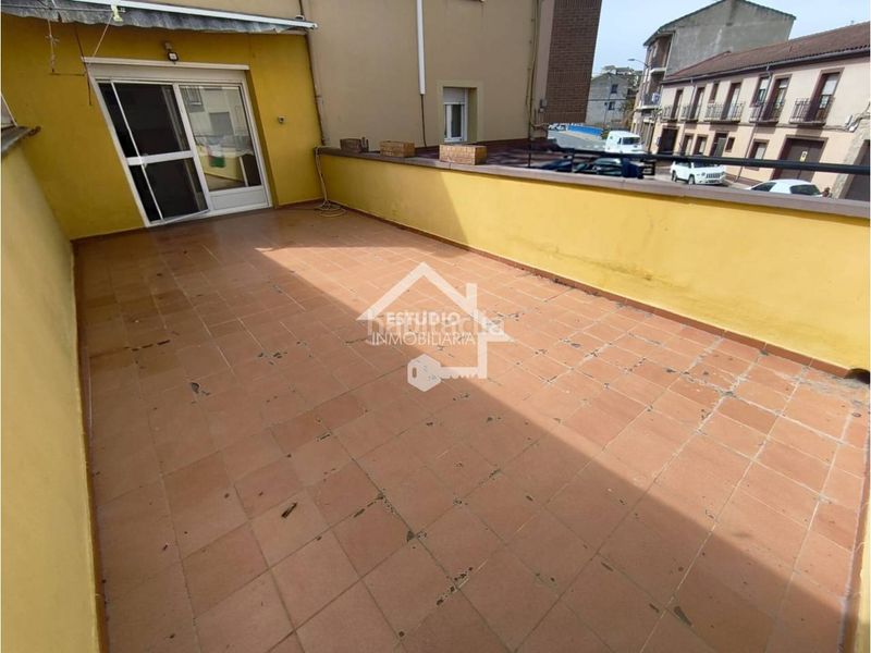 Foto beb401e7-19ef-4e07-8cf1-6e14ead4da85. Casa amb calefacció aparcament a Mendavia