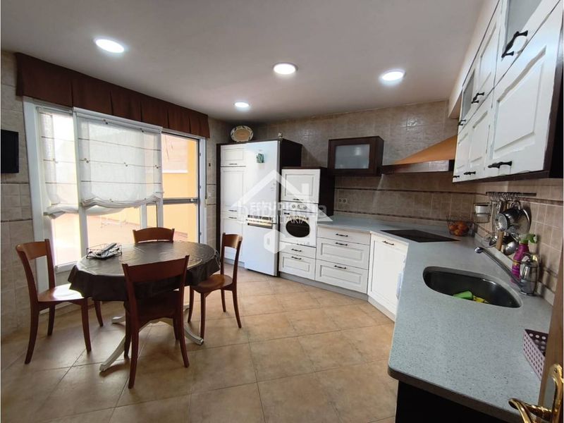 Foto bfabaffd-805c-42ce-9d78-5af2dbfcf9ce. Casa amb calefacció aparcament a Mendavia