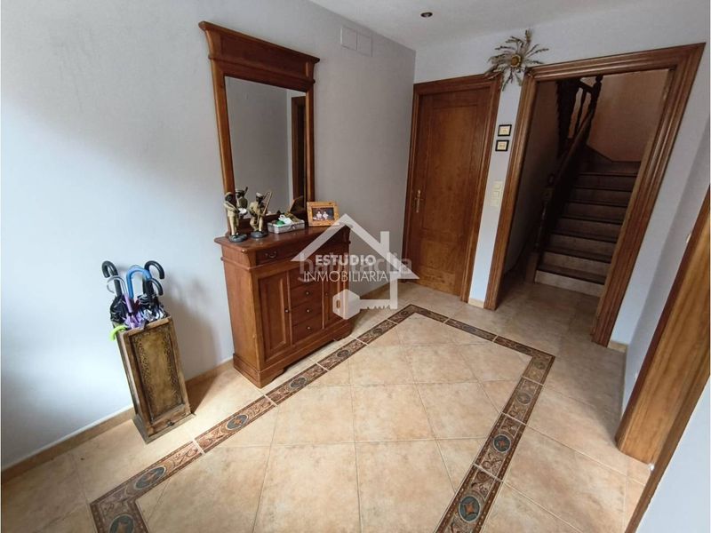 Foto d879af73-4061-4f2a-b962-815fd315a996. Casa amb calefacció aparcament a Mendavia