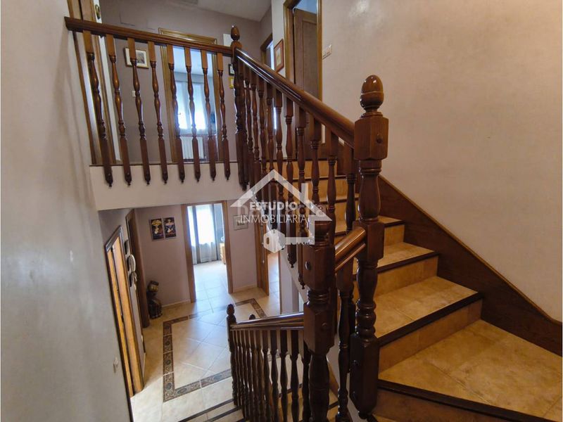 Foto e9b31599-e088-4eb2-8c59-4fb9d511a579. Casa amb calefacció aparcament a Mendavia