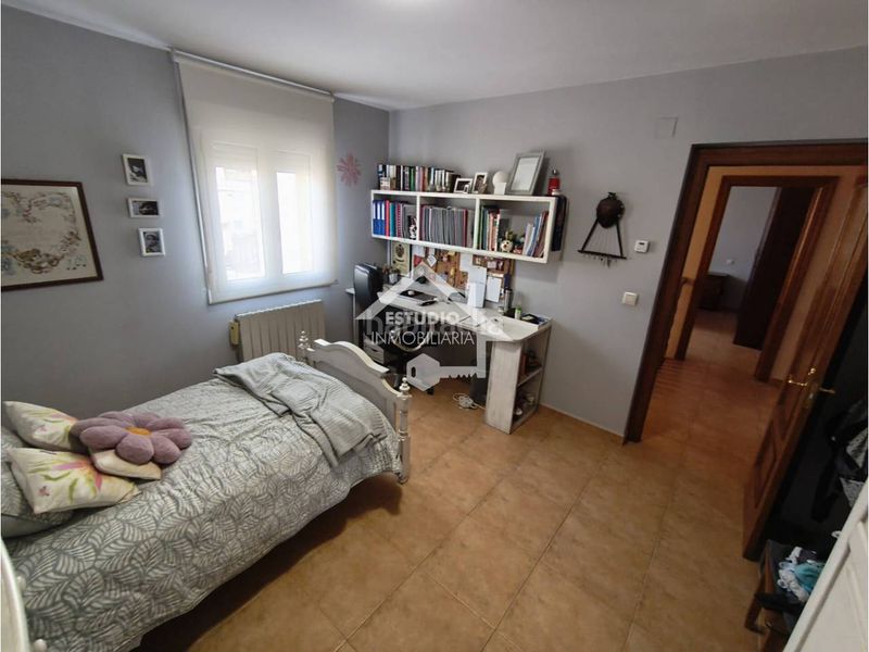 Foto ed1c7838-cf5e-4a62-9f59-ef99feffde88. Casa amb calefacció aparcament a Mendavia