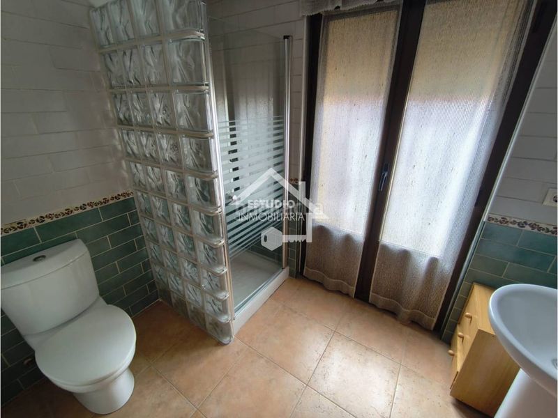 Foto f27345ca-67a0-4317-acfe-6d4bfeb1b04a. Casa amb calefacció aparcament a Mendavia