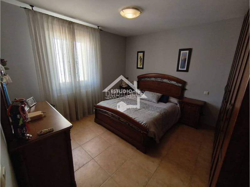 Foto f5ce2298-9262-41ce-b93b-613977a941dc. Casa amb calefacció aparcament a Mendavia