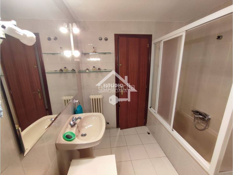 Foto 4317e351-4c75-4231-bda8-bf0d685cf13a. Flat with heating in Juzgados Logroño