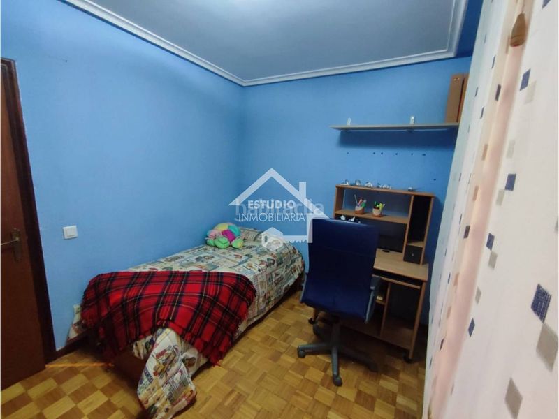 Foto a927d235-3f52-4b43-9055-938c2b520a76. Flat with heating in Juzgados Logroño