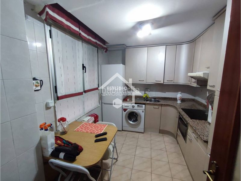 Foto e748bfbe-d9a8-4b16-84a1-b5d11565c474. Flat with heating in Juzgados Logroño