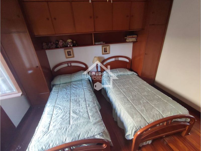 Foto 04664a59-f0a2-4713-93a3-4fa2f70a343c. Casa amb calefacció aparcament a Alesanco