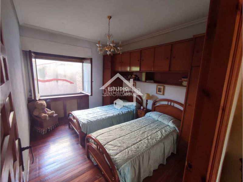 Foto 2e9ce59d-9cc7-4d72-b77b-217511940de2. Casa amb calefacció aparcament a Alesanco