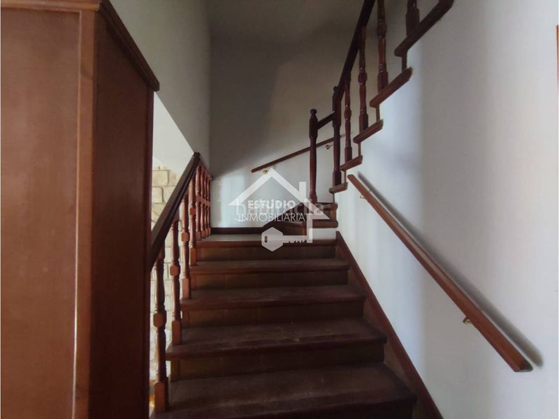 Foto 545bd72b-7107-4500-bc3d-3051469b153d. Casa amb calefacció aparcament a Alesanco