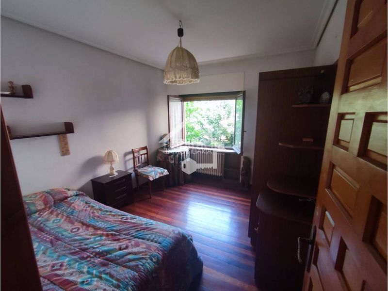 Foto 5f61d93f-9419-4f33-a634-2b34277d4111. Casa amb calefacció aparcament a Alesanco