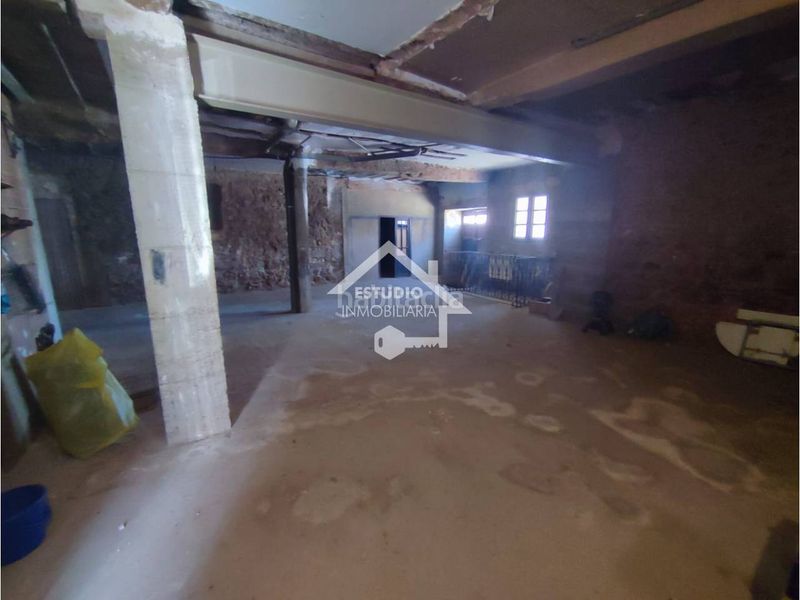 Foto 61c6678f-265c-45f7-b0ff-6d4fa932b8b2. Casa amb calefacció aparcament a Alesanco