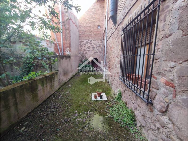 Foto 6376c08d-d27f-40f3-b937-4e6762ca7834. Casa amb calefacció aparcament a Alesanco