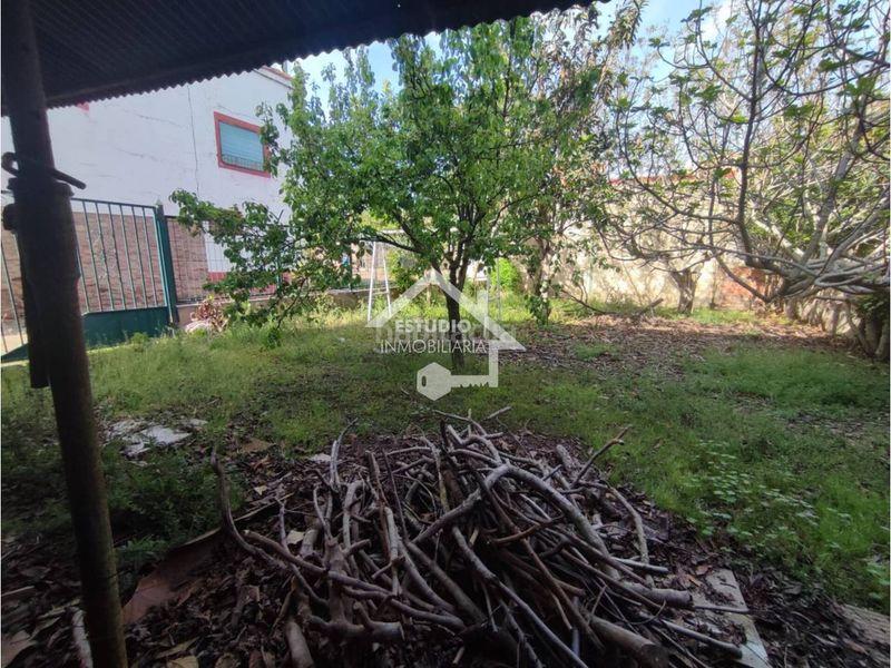 Foto b9de15f3-5ba9-4008-bf69-117b64e891f8. Casa amb calefacció aparcament a Alesanco