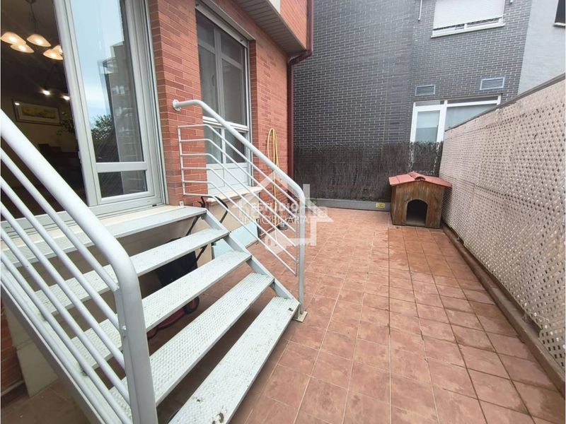 Foto ad8a8397-0310-4ae0-b7b0-220cd86d3b92. Casa adossada amb calefacció aparcament piscina a Logroño