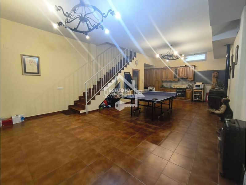 Foto d73880dd-a44b-4753-9622-c74210e8fd3b. Casa adossada amb calefacció aparcament piscina a Logroño