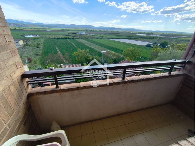 Foto a3227bc2-f2bd-4928-8906-876662592bce. Casa con riscaldamento parcheggio in Mendavia