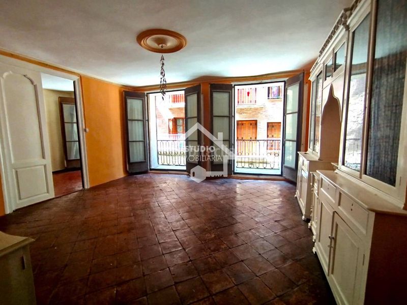 Foto 0439ab29-7ee4-4e74-9ea0-65d35902363e. Pis a Viana