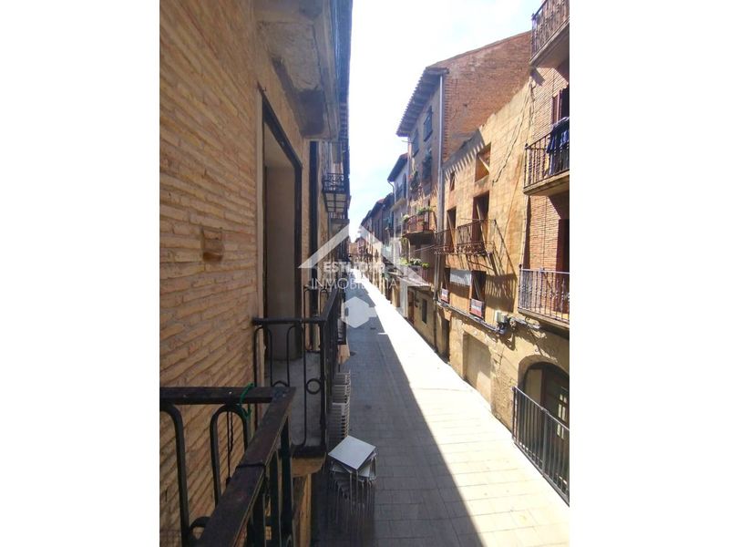 Foto b547f548-a72d-4fb8-8a08-05a8fac4df12. Pis a Viana
