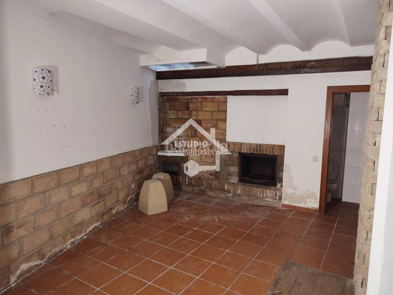 Foto b073d74a-06c5-4fac-81d6-38acba4e052e. Local comercial a Navarrete
