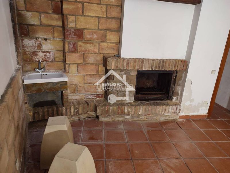 Foto d7602dc3-9ab9-40ba-9e84-9bf0051e21aa. Local comercial a Navarrete