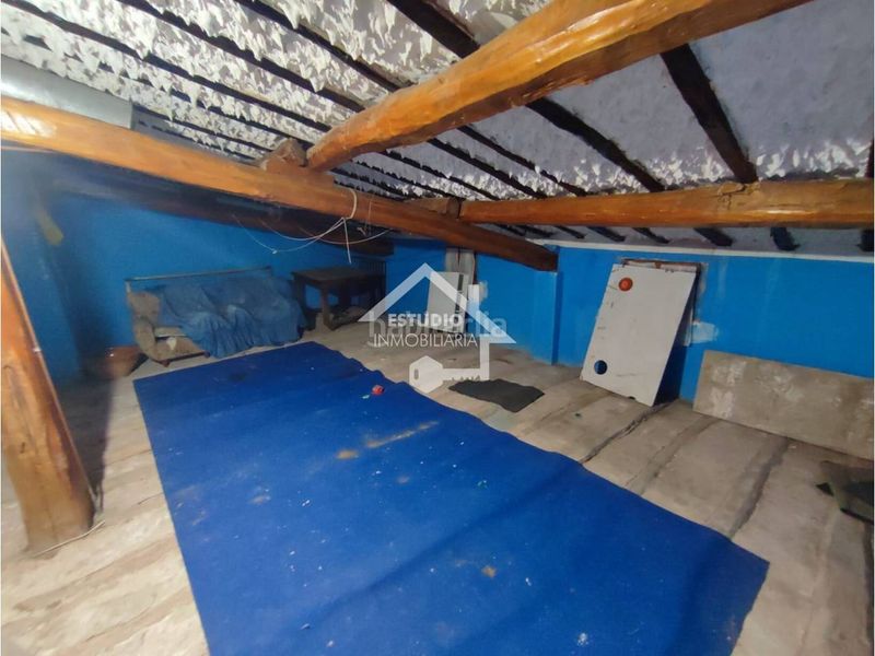 Foto 13fdeb00-2ab0-4b95-91f1-67c42880b59e. Casa amb calefacció aparcament a Alesanco