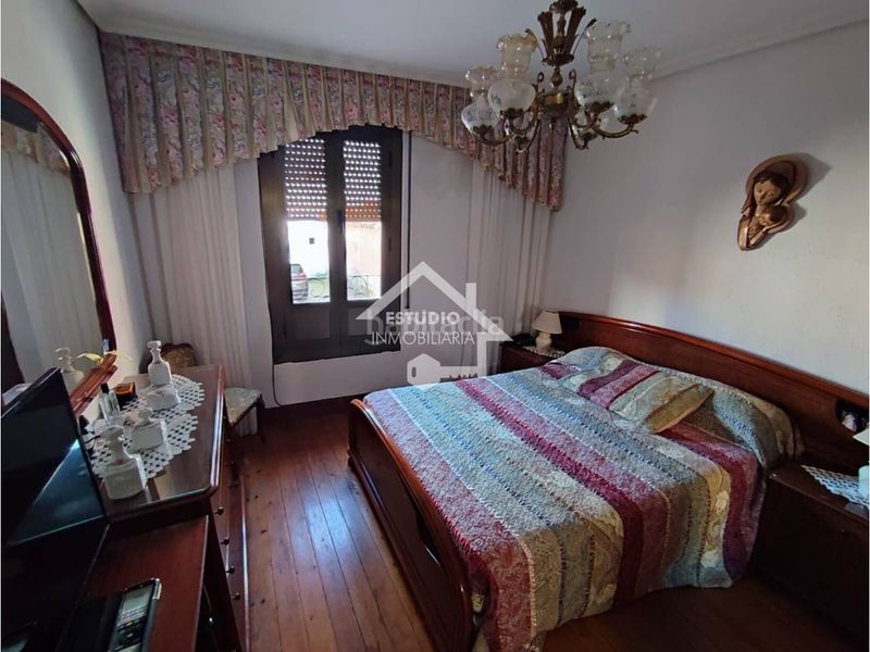 Foto 40611a56-f42e-4e9b-b918-9b989f0a4993. Casa amb calefacció aparcament a Alesanco