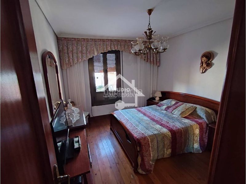 Foto 888071e4-5c58-4576-9b68-a377baa56bb4. Casa amb calefacció aparcament a Alesanco