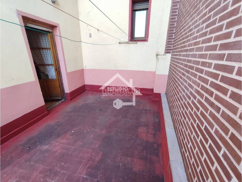 Foto a9747aa9-e6b0-4786-89bc-1f8fa1fc0ded. Casa amb calefacció aparcament a Alesanco