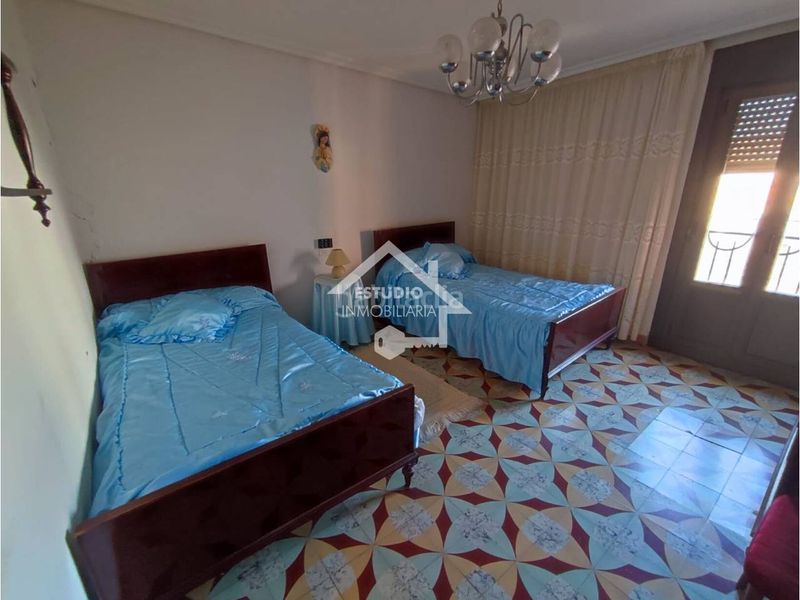 Foto fb95ee43-b468-429a-a7c5-81acdce15a88. Casa amb calefacció aparcament a Alesanco