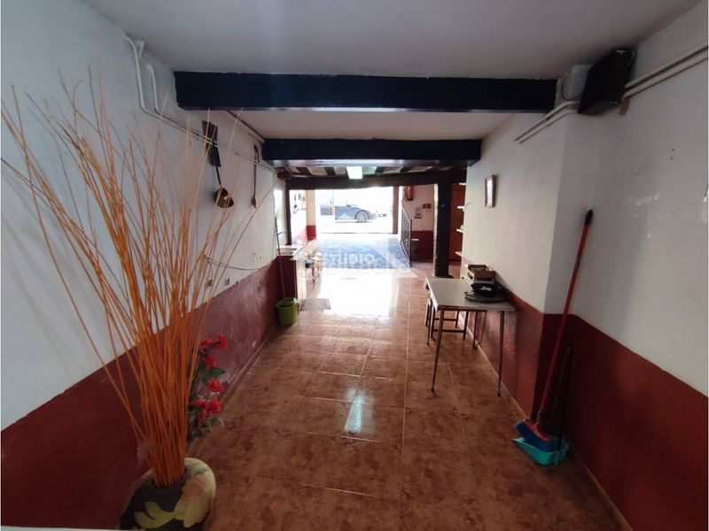Foto fd72c95f-f418-4217-98e8-e04900fe0ca9. Casa amb calefacció aparcament a Alesanco
