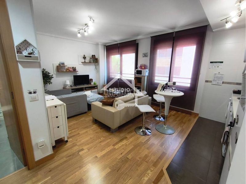 Foto 27849971-9d0c-4ba9-9bec-23fa62faa603. Piso venta de flat en Lardero