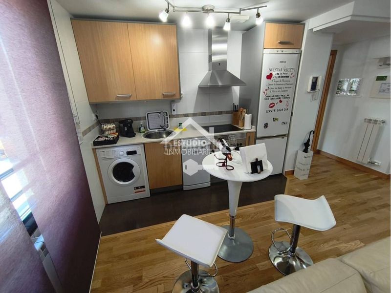 Foto 368b18b8-aa0b-457a-9705-b2ba75a8e2a5. Piso venta de flat en Lardero