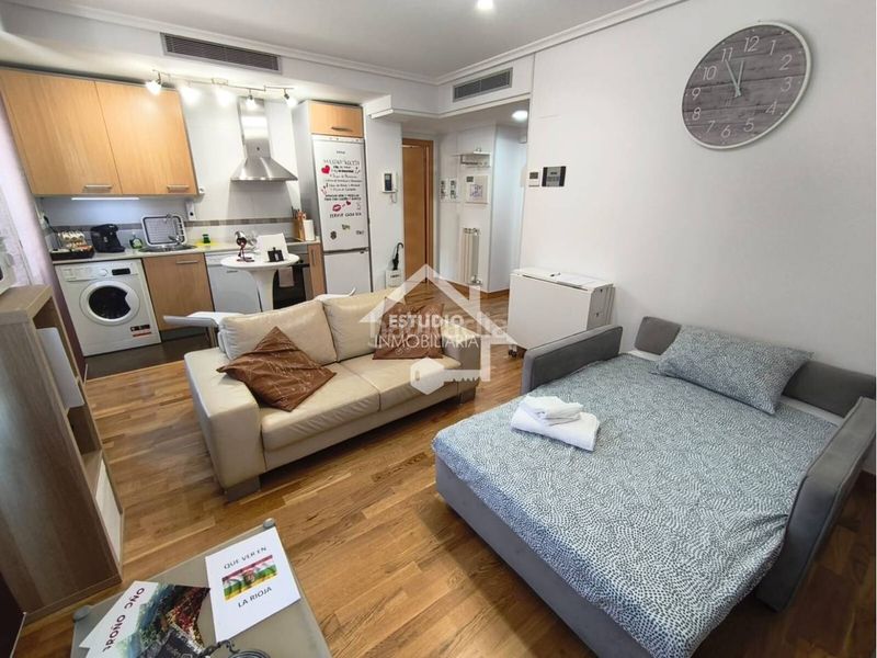 Foto 5d4e44f3-a4b4-4c8f-bdfb-69cee2cd0411. Piso venta de flat en Lardero