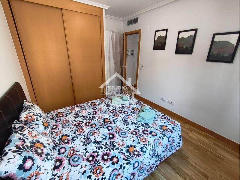 Foto a710563b-943e-4e34-8248-79b258d0aea6. Piso venta de flat en Lardero