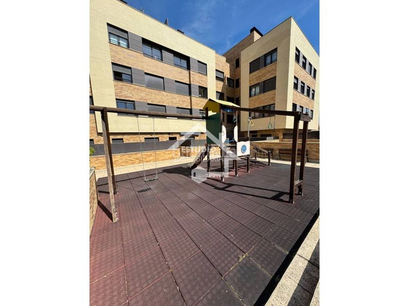 Foto bd6c0a02-6d35-4e64-8342-1e351f11a8f9. Piso venta de flat en Lardero