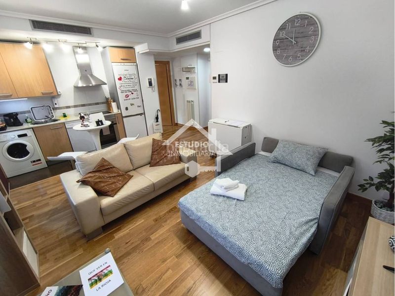 Foto f25b052a-c8c9-45e4-80be-6ba9899ce97c. Piso venta de flat en Lardero