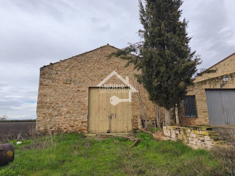 Foto 55573640-afcf-45d3-830a-638c0d55b76d. Capannone industriale in Mendavia