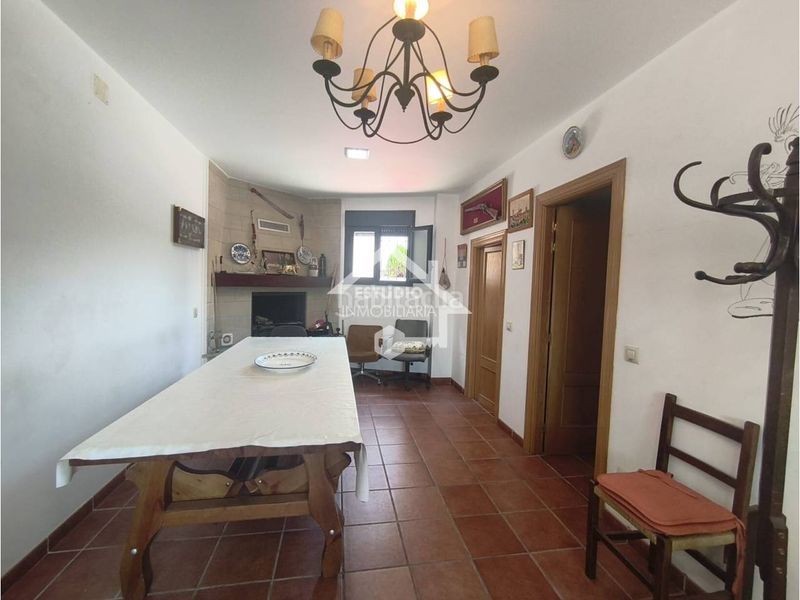 Foto 06505add-a7bf-4c22-8c41-e530574d1a06. Casa amb calefacció aparcament a Navarrete