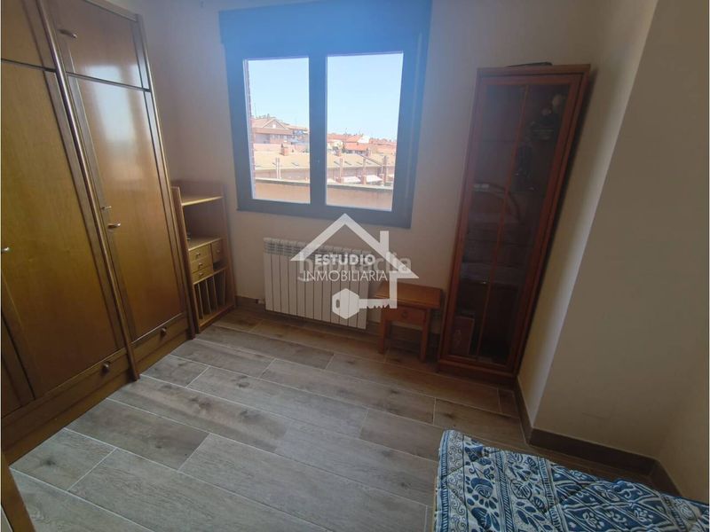 Foto 12c81bb0-cac4-44be-88ac-6c258ae2c170. Casa amb calefacció aparcament a Navarrete