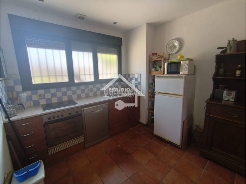 Foto 19f358db-2f2e-4f1a-b596-b377b0046f39. Casa amb calefacció aparcament a Navarrete