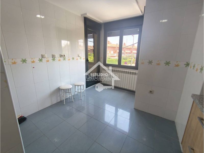 Foto 559491c9-b472-4e94-9ebb-71544b72c3ed. Casa amb calefacció aparcament a Navarrete