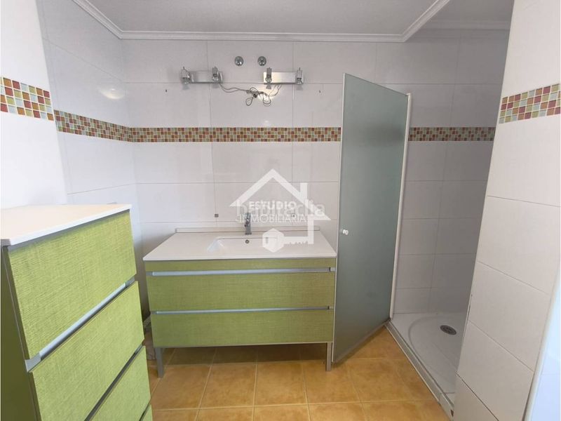Foto c146dcba-0ad2-4cd9-a023-d72be12afdef. Casa amb calefacció aparcament a Navarrete