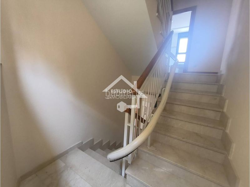 Foto f996af05-e355-4c5f-a95a-4e713816f3d2. Casa amb calefacció aparcament a Navarrete