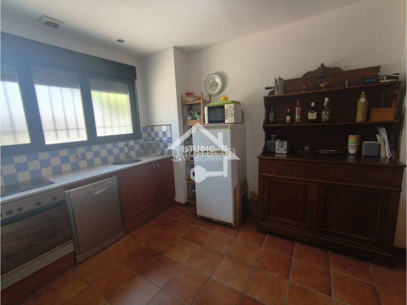Foto fcf381c0-7d88-477d-af59-2ff7af6046c4. Casa amb calefacció aparcament a Navarrete